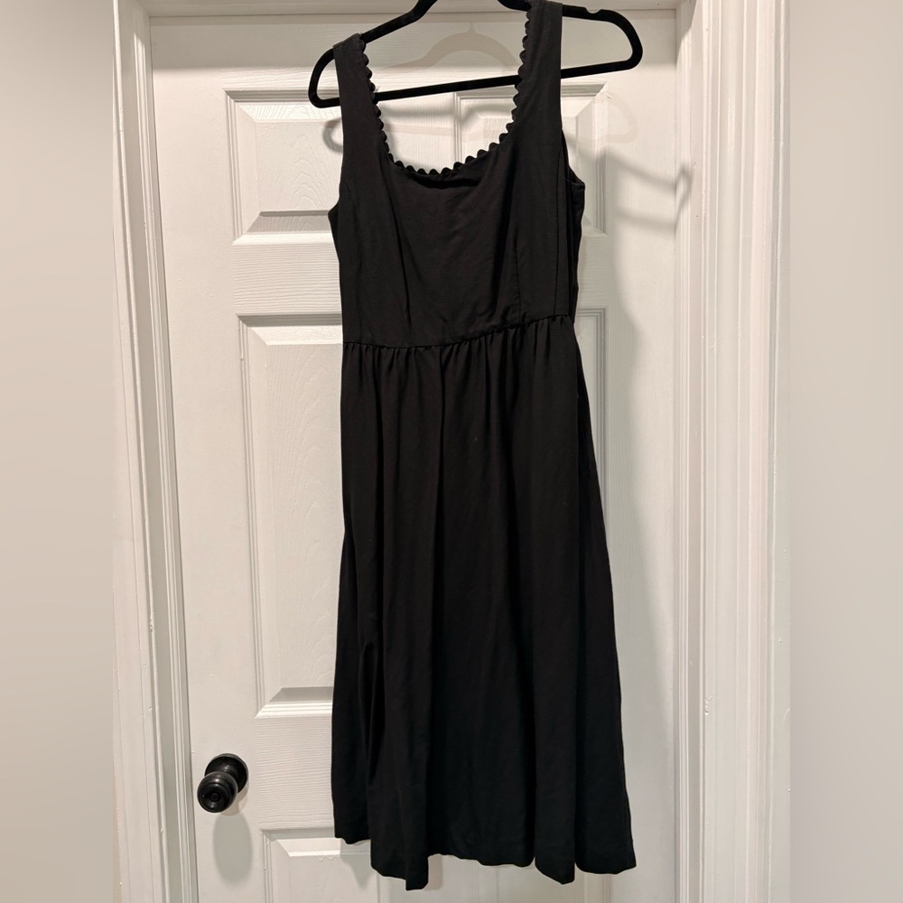 Ann Taylor Black Scalloped Dress
